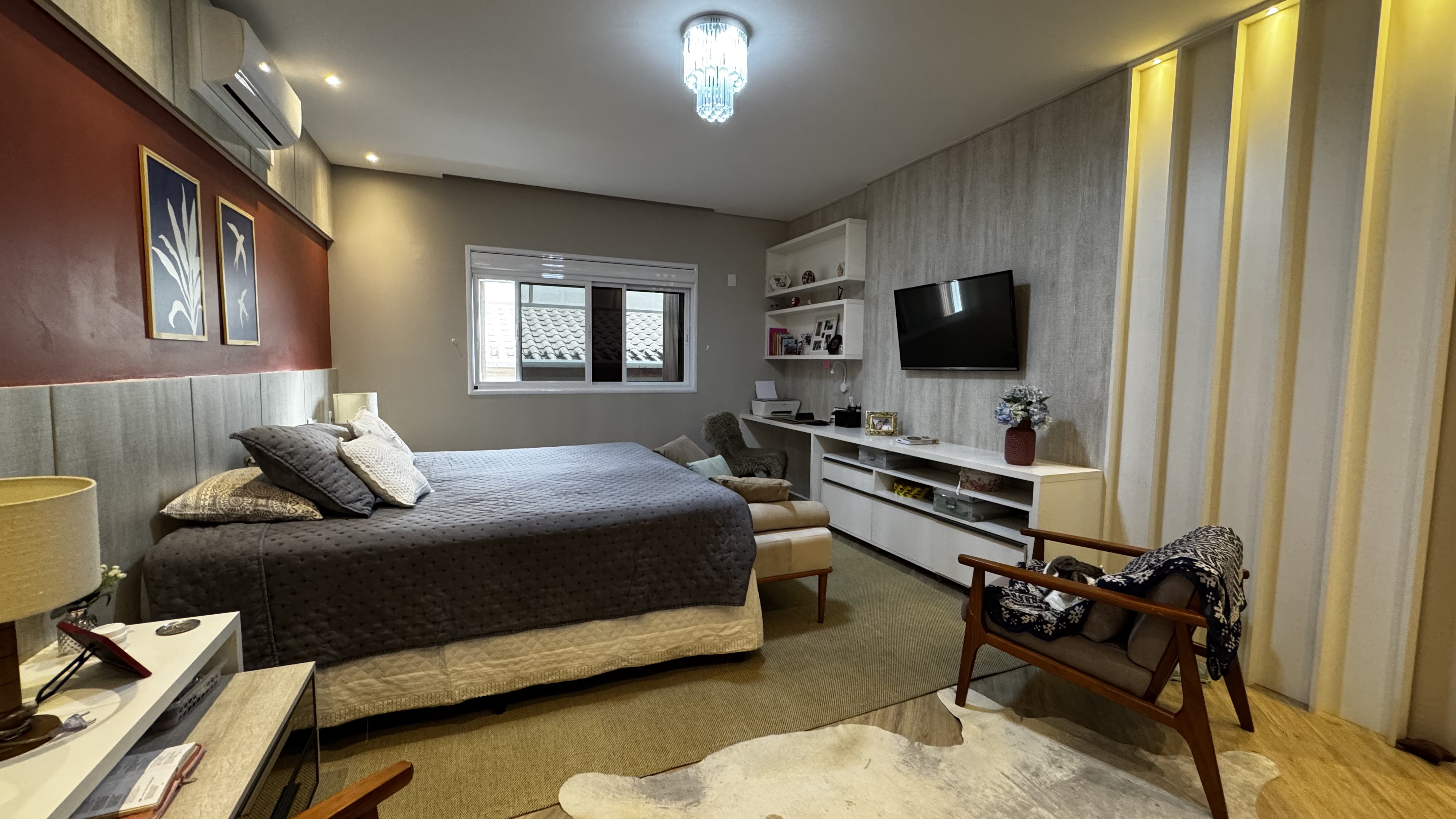 Casa à venda com 3 suítes no Condomínio Reserva dos Lagos em Pindamonhangaba/SP.