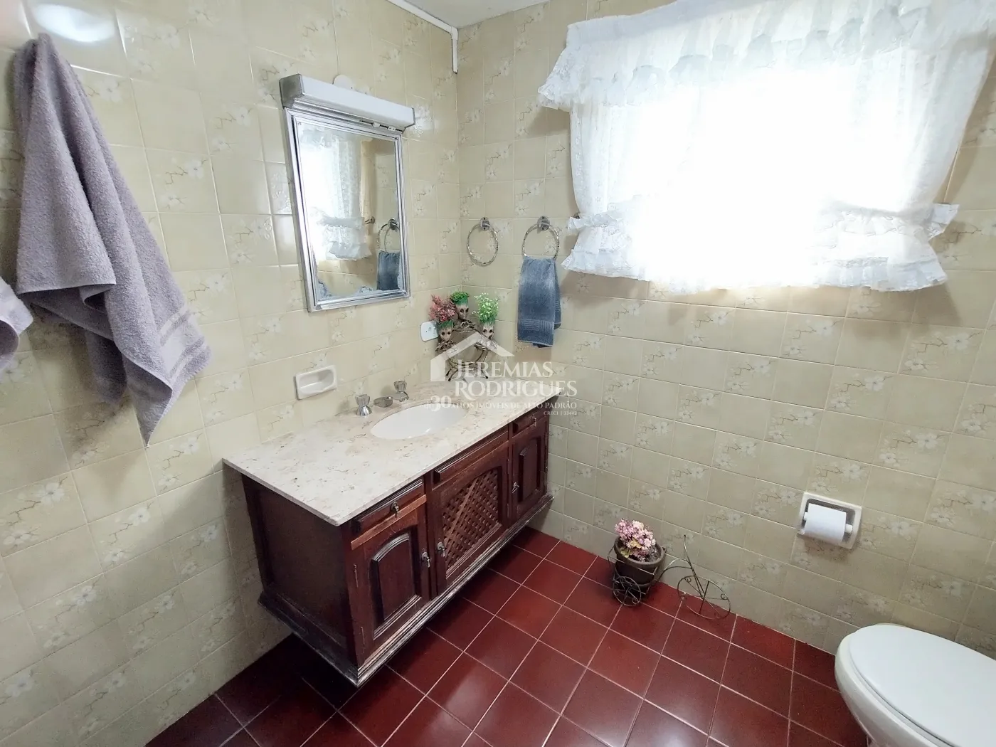 Casa com 4 dormitórios, 265 m² -  Alto do Capivari - Campos do Jordão /SP
