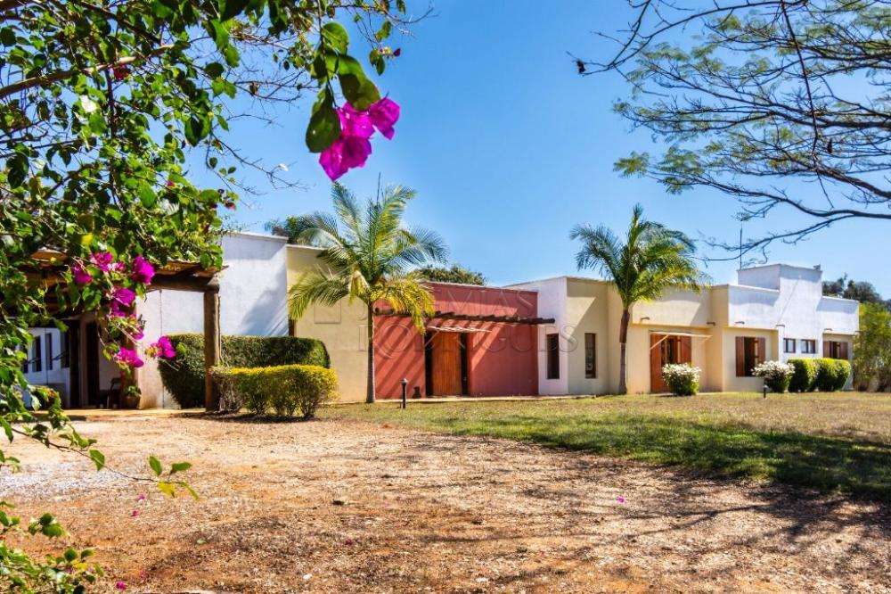 Sítio com 7 quartos, 38 hectares - Cachoeira Grande - Lagoinha/SP