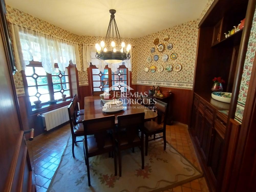 Casa com 6 dormitórios, 735 m² - Condomínio Jardim Véu da Noiva - Campos do Jordão/SP