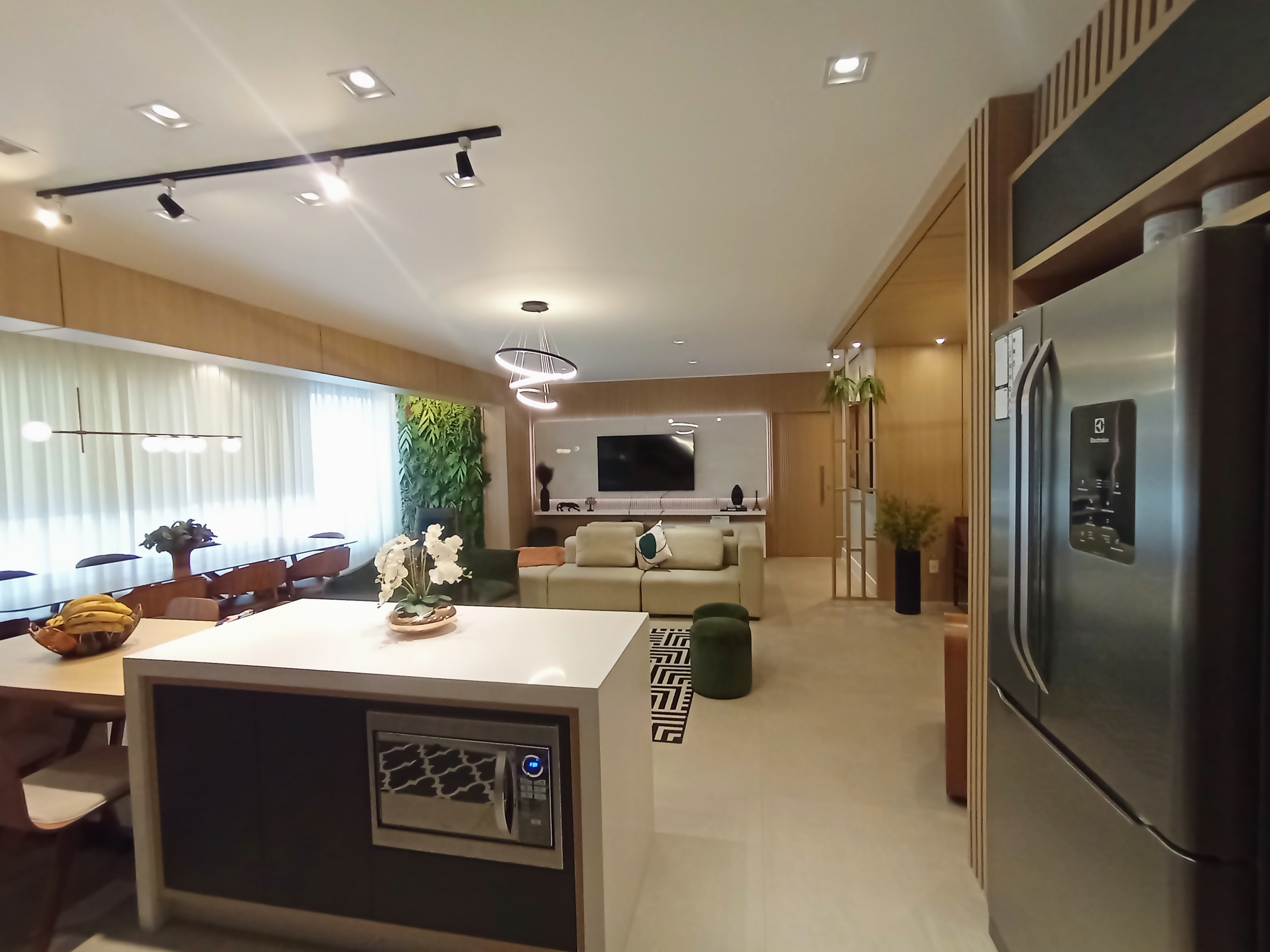 Apartamento à venda com 3 suítes, 155 m² no Condomínio Renaissance em Taubaté/SP.