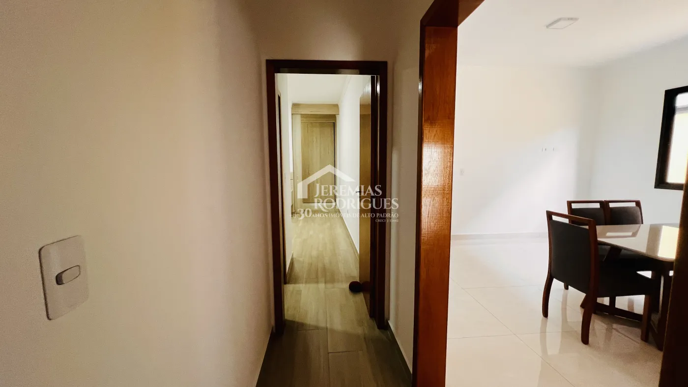 Casa à venda com 3 dormitórios no Condomínio Residencial Tecoara em Taubaté/SP.