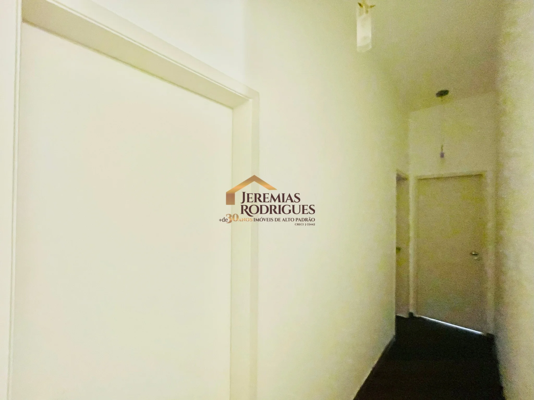 Apartamento Duplex para venda e locação no Condomínio Lumiere em Taubaté/SP. — foto 17