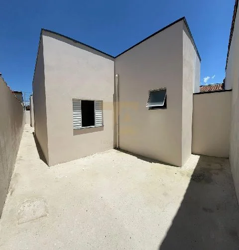 Casa térrea à venda no Vista Alegre – 2 dormitórios com suíte, Pindamonhangaba/SP