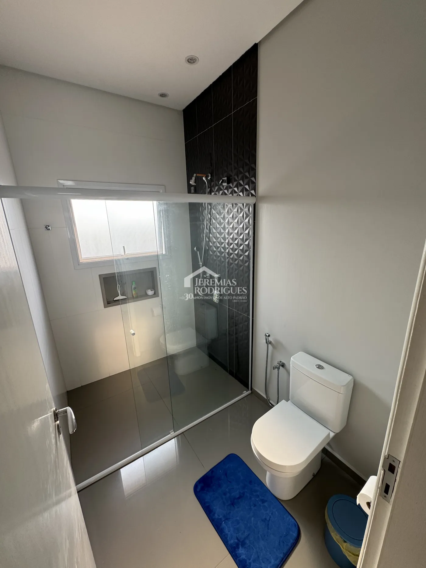 Casa com 4 dormitórios, 489 m² - Residencial Santa Helena - Caçapava/SP.