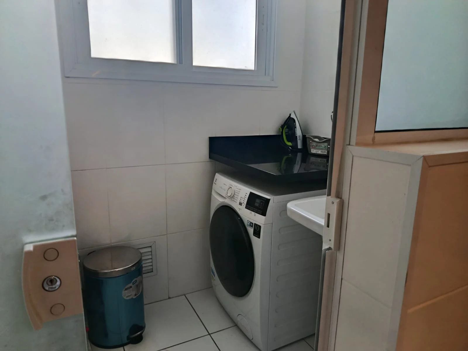 Apartamento à venda com 3 suítes no Edifício Le Premier em Campos do Jordão/SP. 