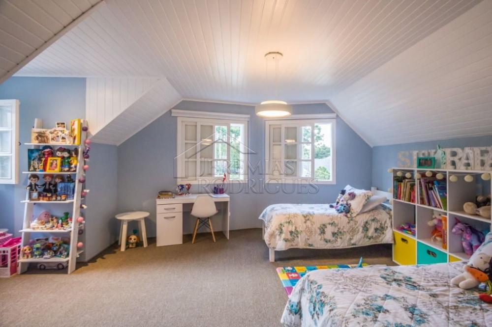 Casa à venda por R$ 3.200.000,00 - Campos do Jordão/SP