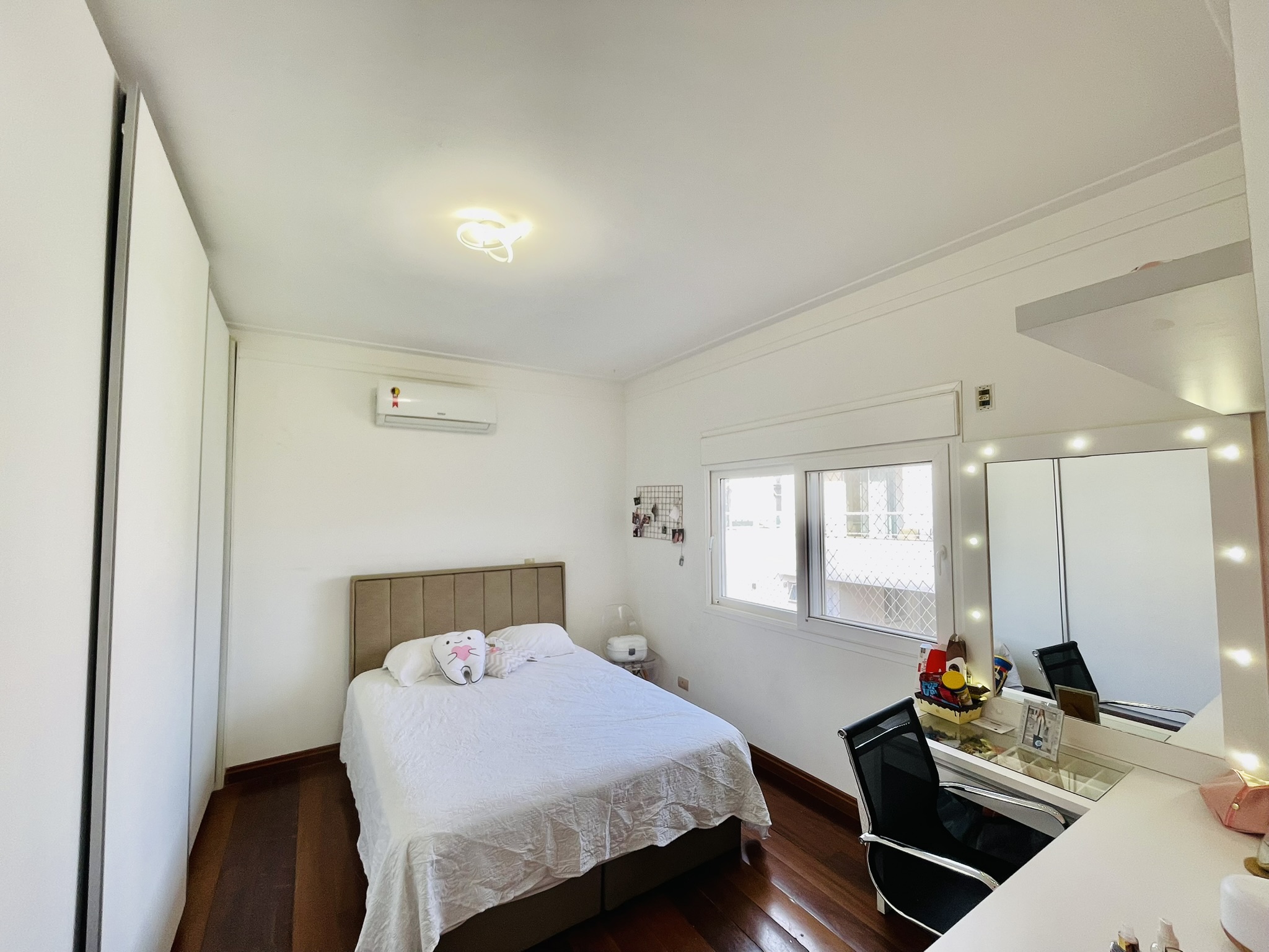 Casa para venda com 4 dormitórios no Condomínio Campos Do Conde I em Tremembé/SP