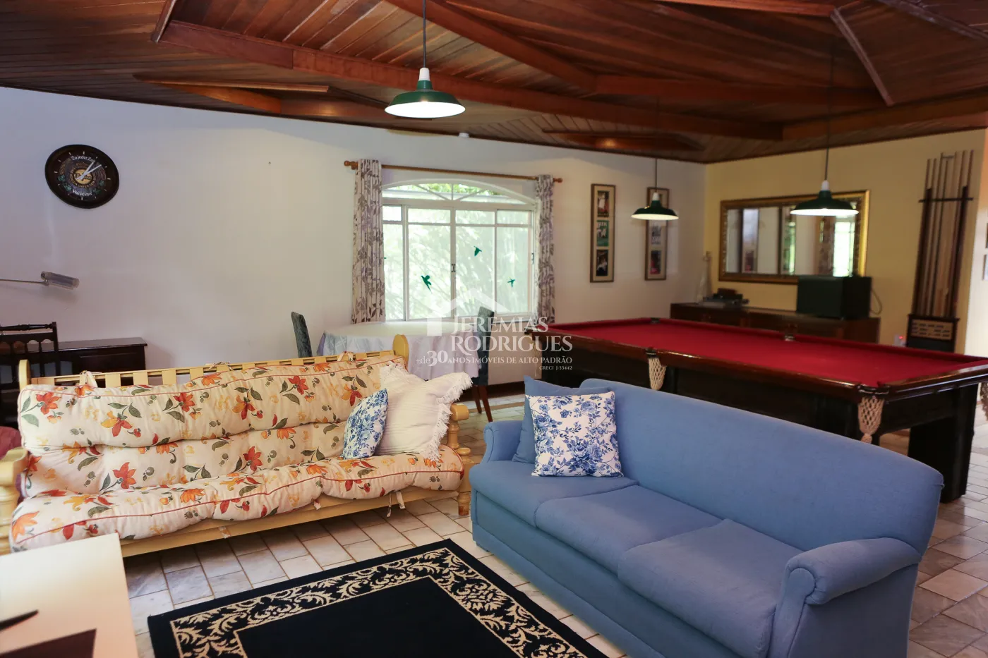 Chácara à venda no bairro do Sapucaí, em Sapucaí-Mirim/MG.