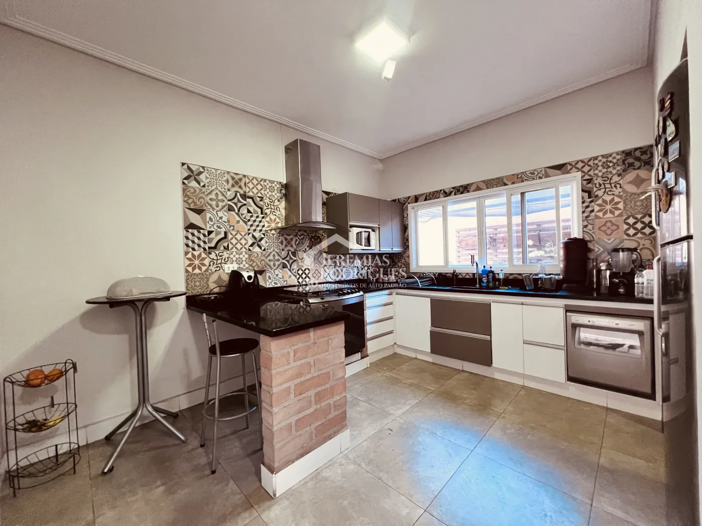 Casa com 3 dormitórios, 310 m² - Condomínio Residencial Ouro Ville - Taubaté/SP