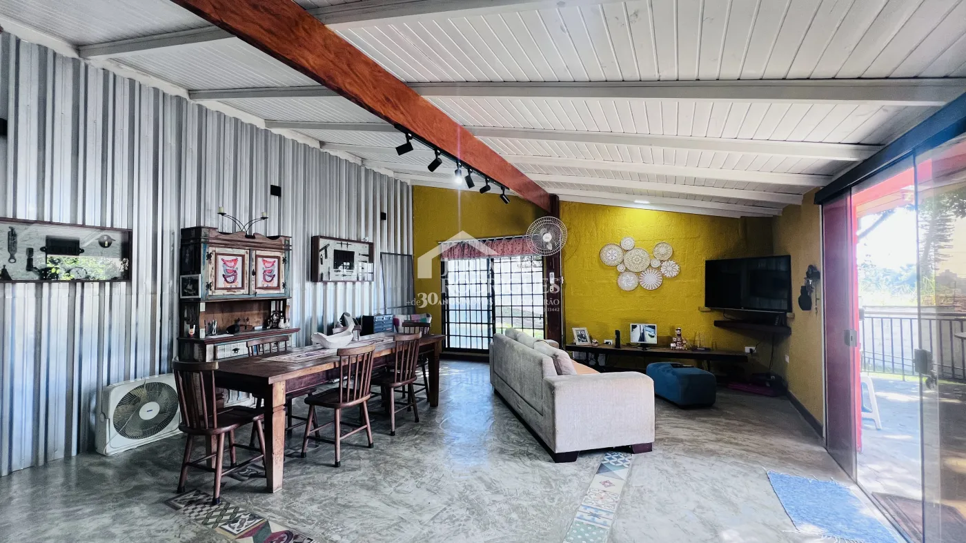 Chácara com 3 dormitórios, 500 m² - Cidade de Deus - Taubaté/SP