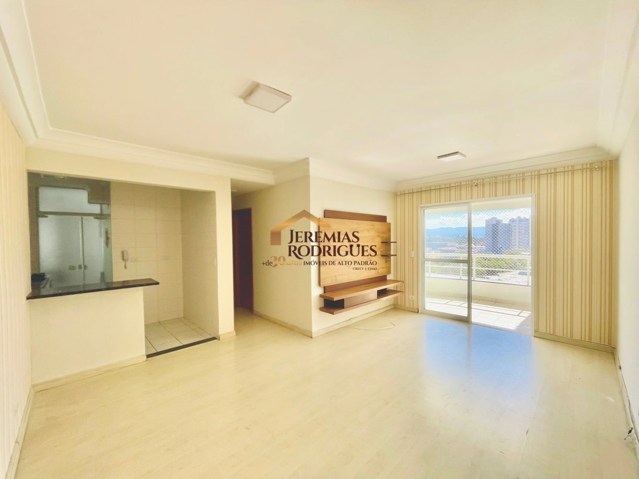 Apartamento para locação no Condomínio Varandas da Mantiqueira em Taubaté/SP.