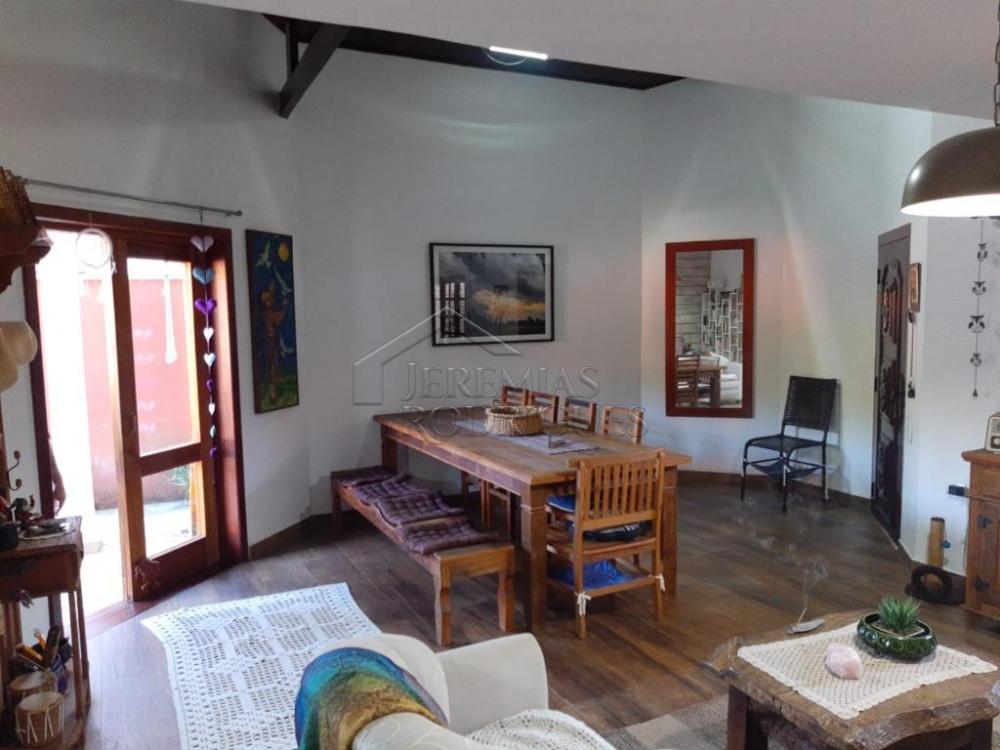 Casa à venda por R$ 1.200.000,00 - Pindamonhangaba/SP