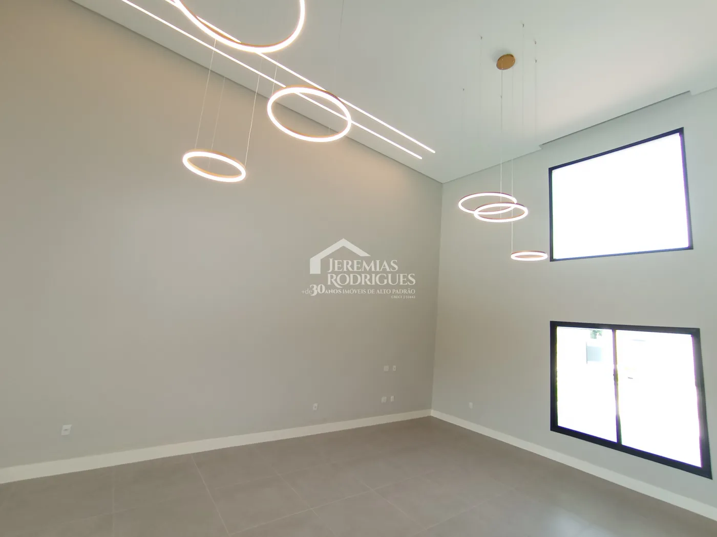Casa para venda com 4 dormitórios no Condomínio Village Splendore em Pindamonhangaba/SP