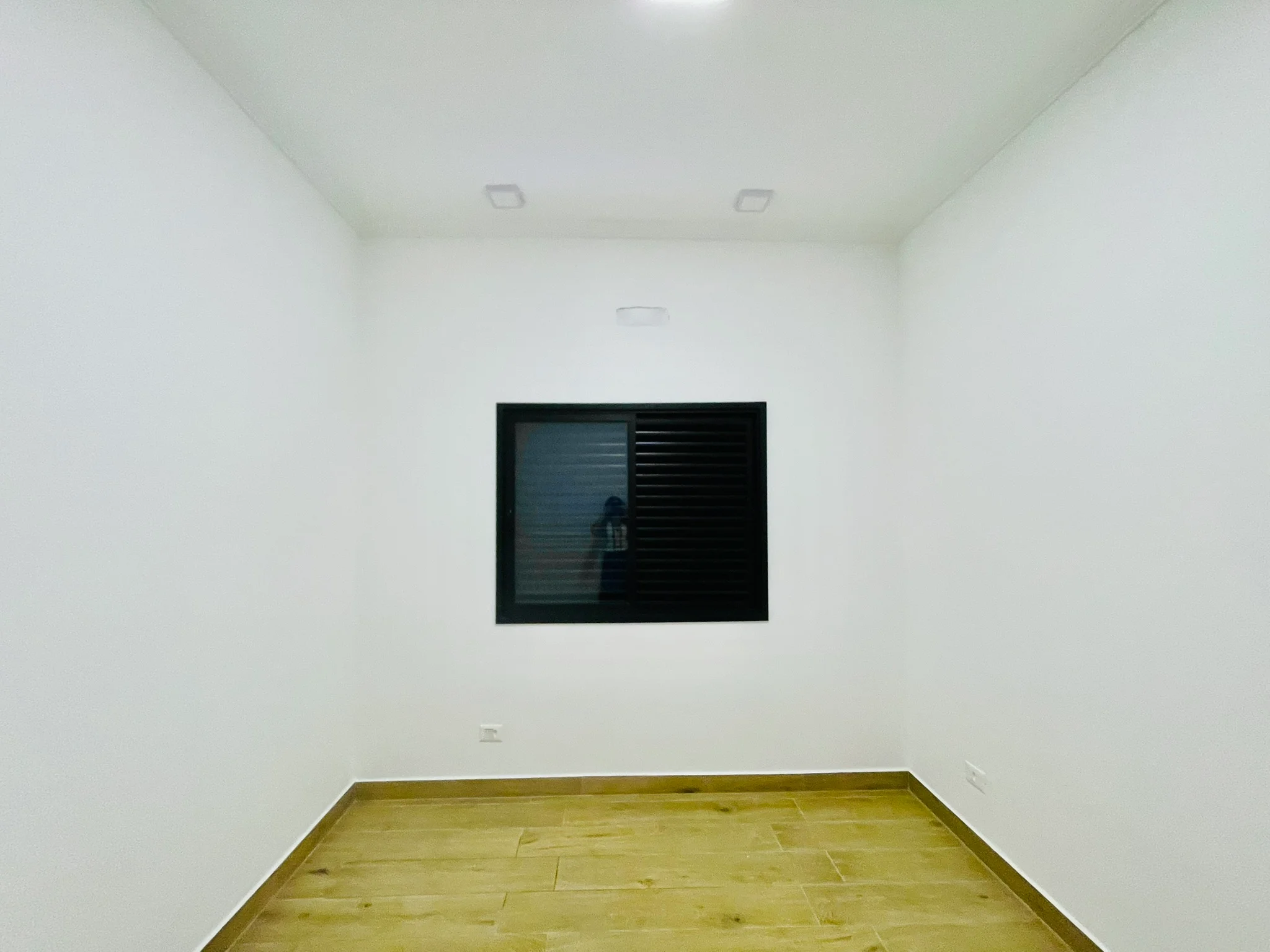 Casa à venda com 4 dormitórios no Condomínio Ouro Ville em Taubaté/SP. 