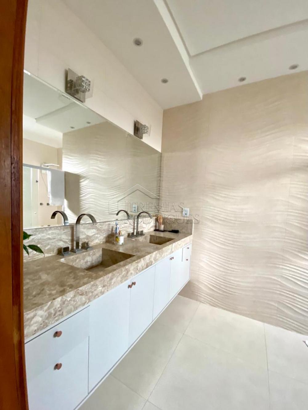 Casa à venda por R$ 2.850.000,00 - Taubaté/SP