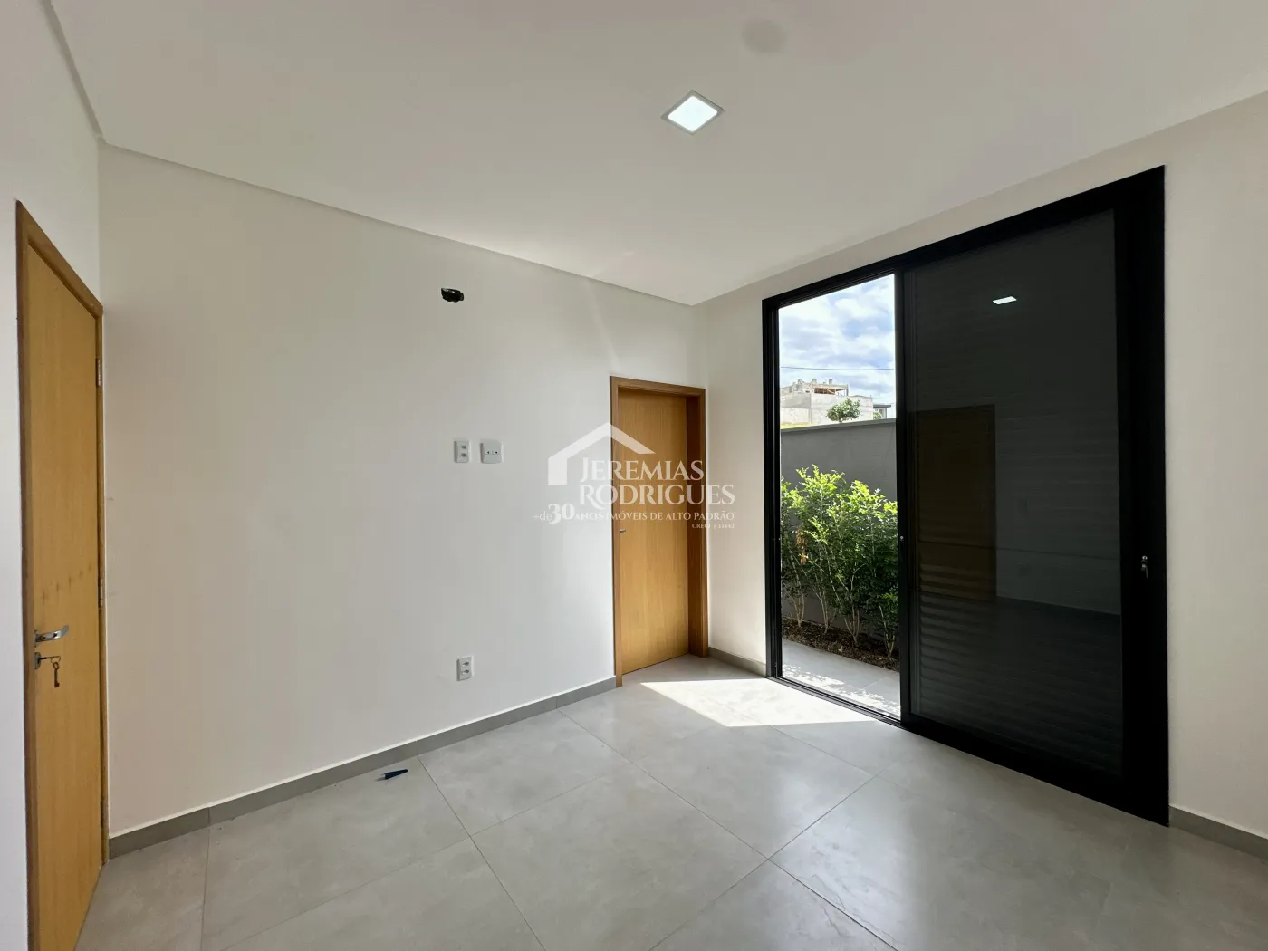 Casa para venda e locação com 3 suítes no Condomínio Cyrela Landscape em Taubaté/SP.