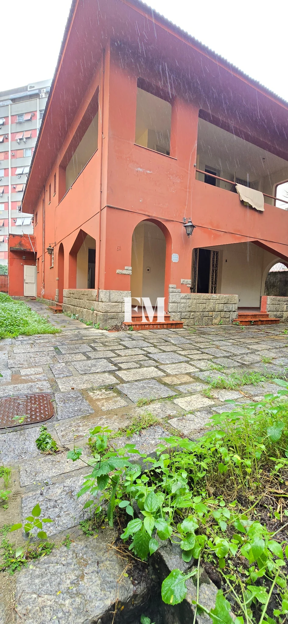 Residência Exclusiva em Centro de Terreno em Laranjeiras - foto 10