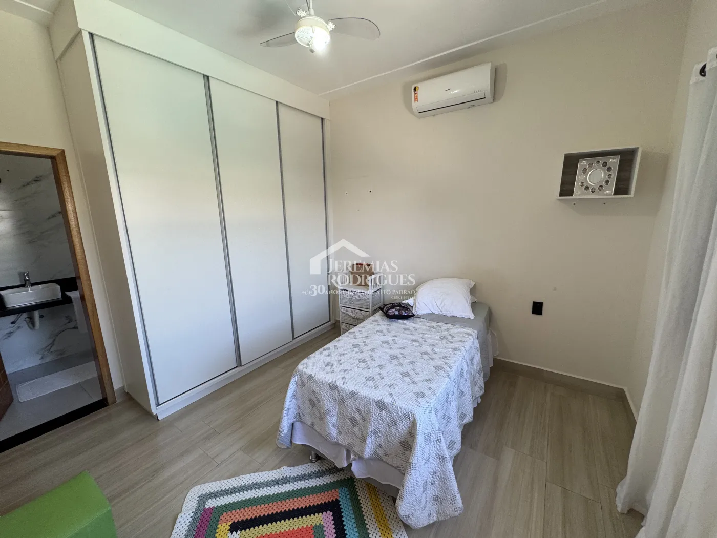 Casa à venda com 4 quartos no Condomínio Village Paineiras em Pindamonhangaba/SP