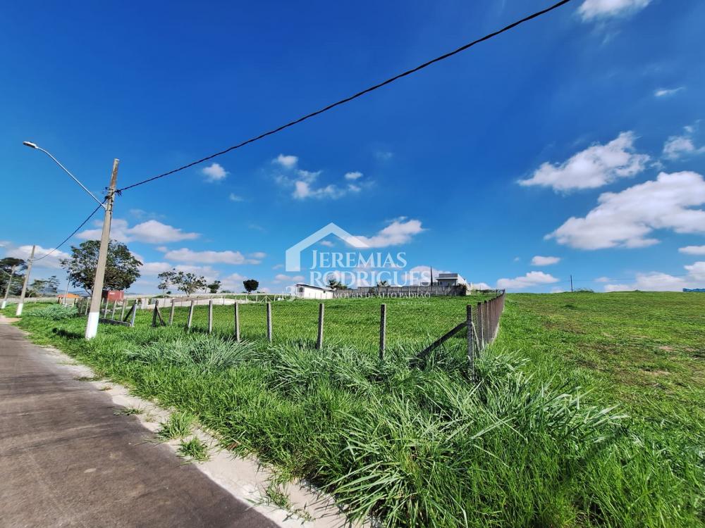 Terreno com Vista Permanente no Condomínio São Felix do Cataguá - Taubaté/SP