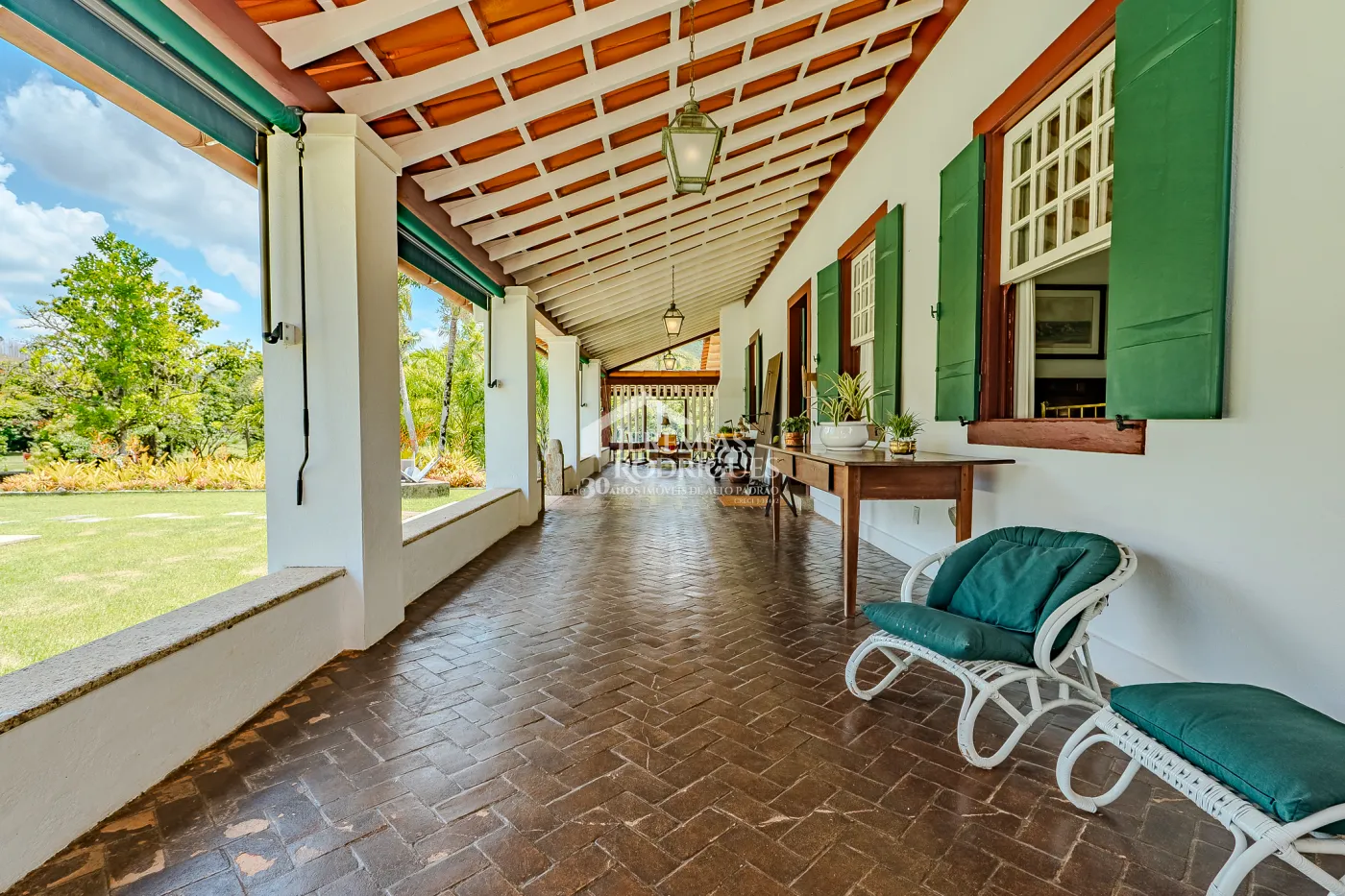 Fazenda à venda com 3.389.000,00 m² em Piraí/RJ.