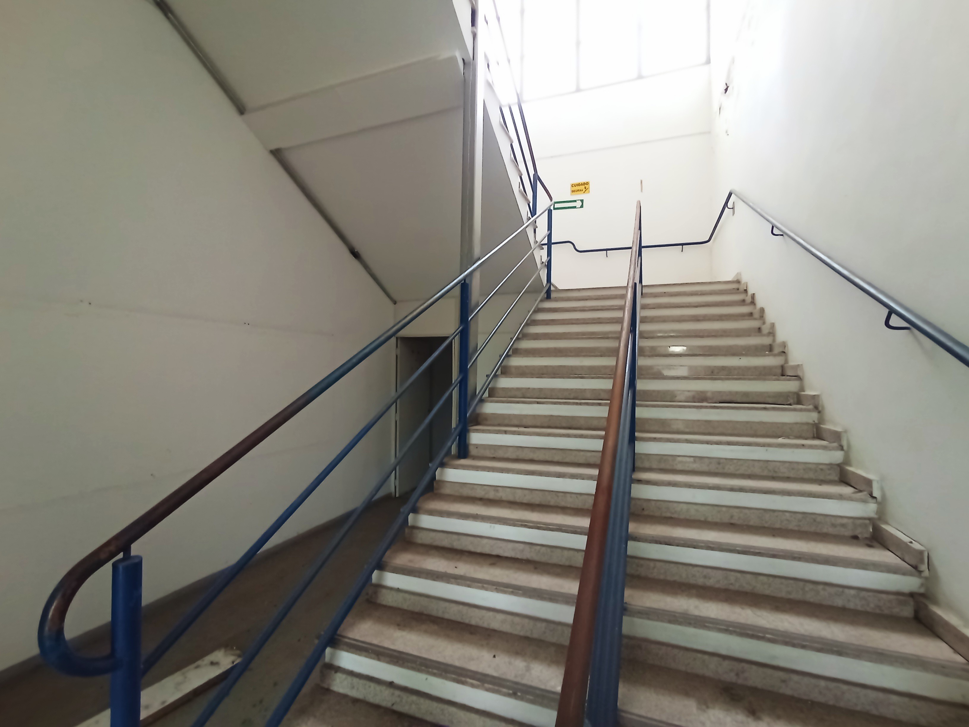 Prédio para venda e locação, 6.000 m² no bairro Jardim Independência em Taubaté/SP.