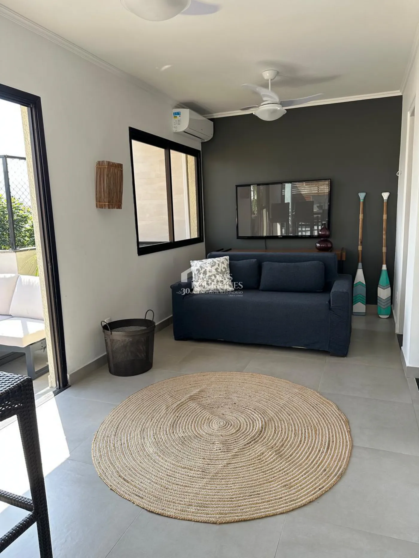 Apartamento duplex à venda com 3 dormitórios, 194 m² no Condomínio Lauro Rezende em Ubatuba/SP.