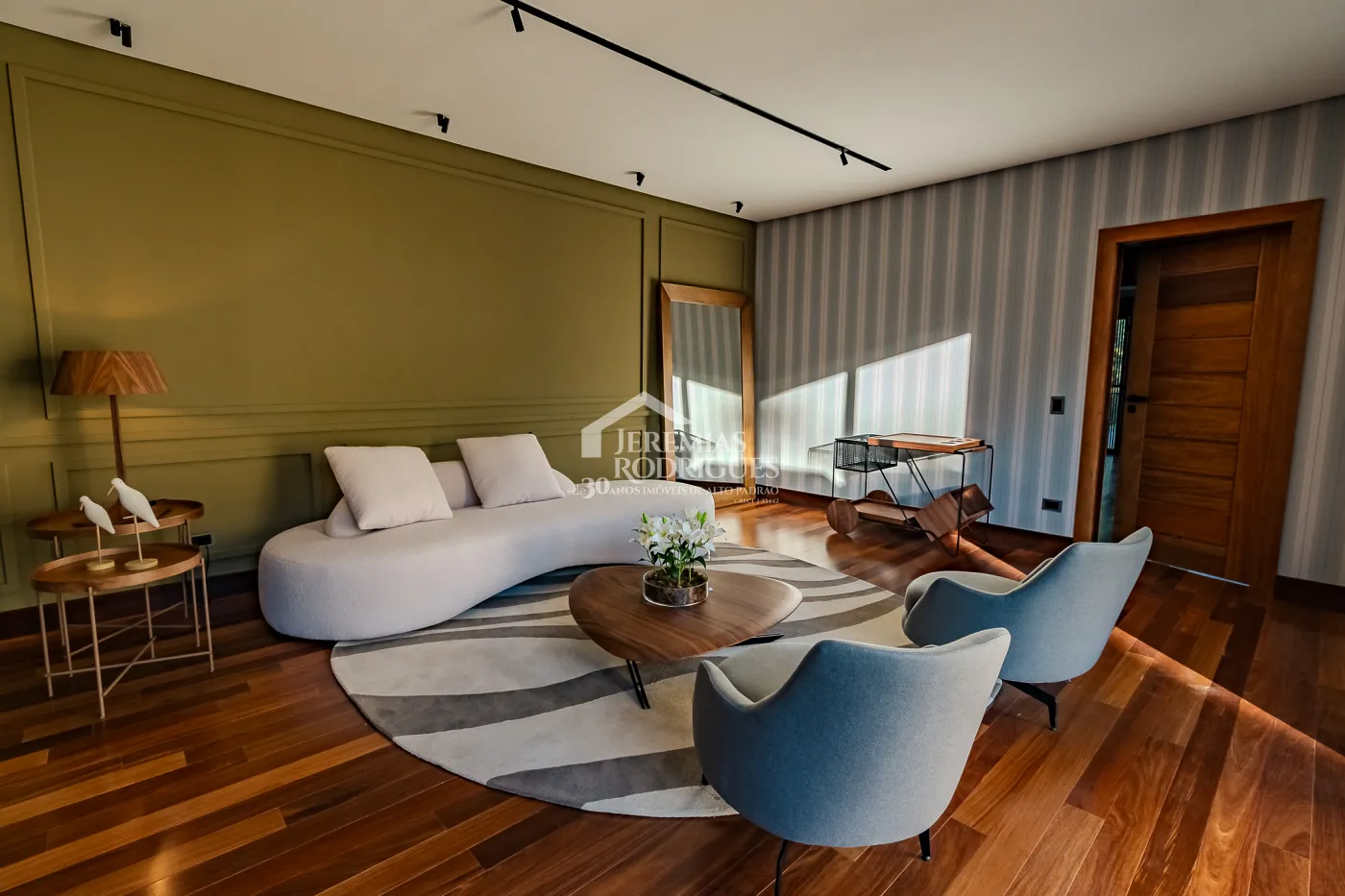 Casa de 2727 m² à venda por R$ 15.000.000,00 - Campos do Jordão/SP