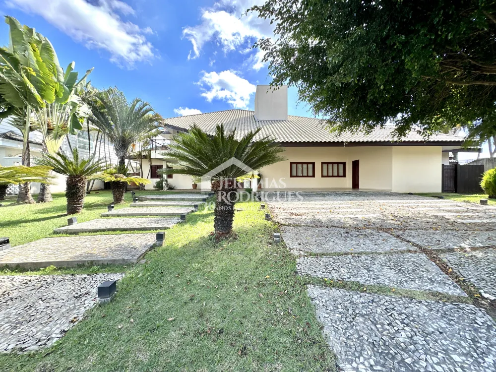 Casa com 4 quartos, 617 m² - Condomínio Taubaté Village - Taubaté/SP