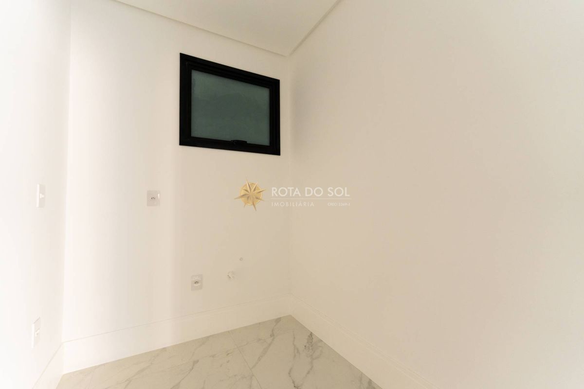Maison Lafayette Apartamento 4 Suítes Meia Praia Itapema SC