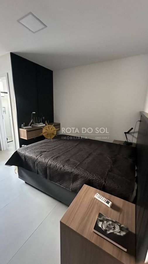 Sobrado à Venda 2 Suítes e 2 Vagas em Morretes Itapema SC