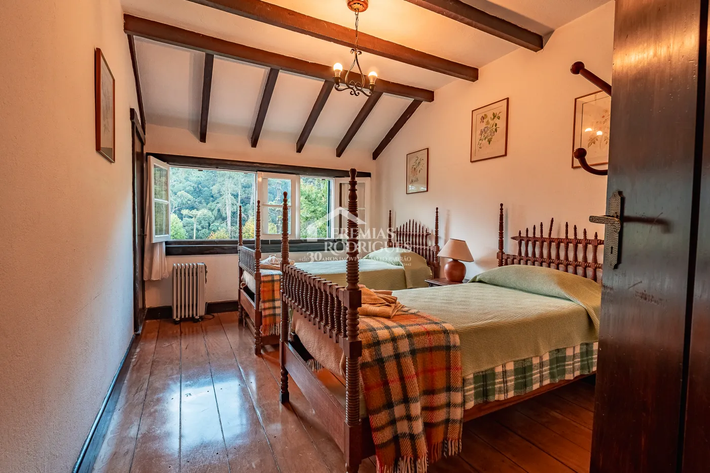 Casa com 9 dormitórios, 694 m² - Condomínio Reserva Figueiredo - Campos do Jordão/SP