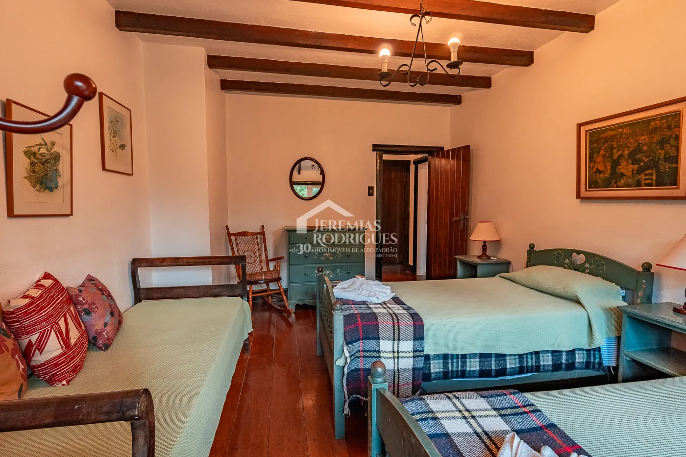 Casa com 9 dormitórios, 694 m² - Condomínio Reserva Figueiredo - Campos do Jordão/SP