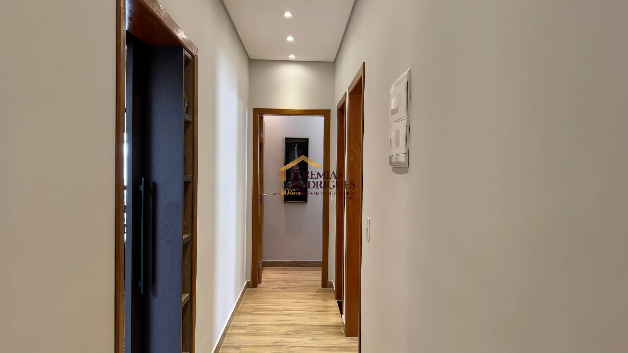 Casa à venda no Condomínio Residencial Tecoara em Taubaté/SP.