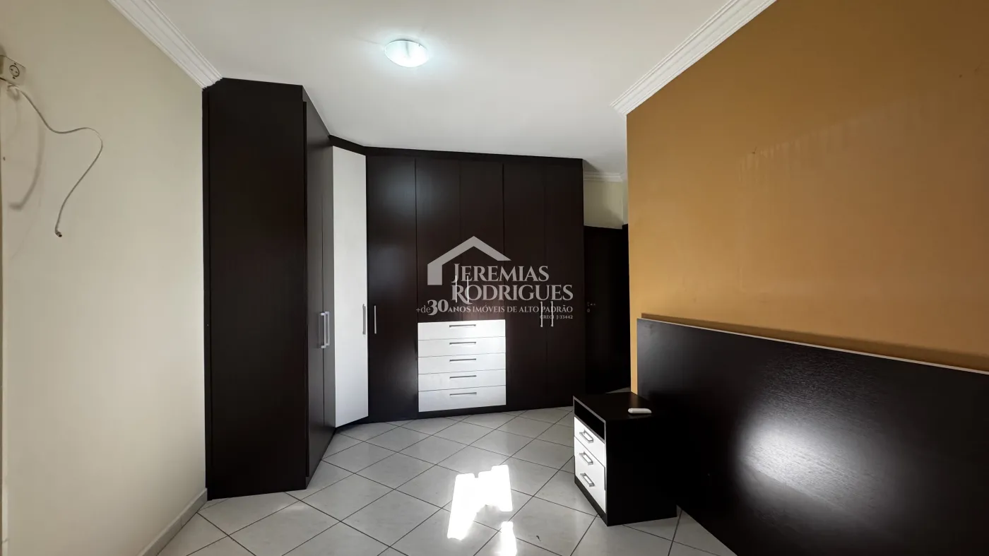 Casa para venda e locação com 4 dormitórios no Condomínio Colonial Village I em Pindamonhangaba/SP