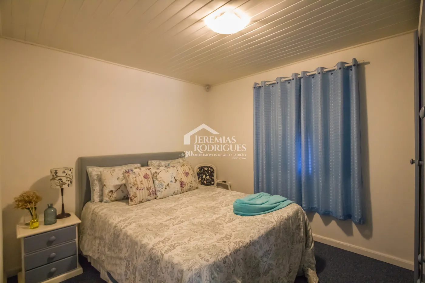 Casa com 3 suítes, 170 m² - Condomínio Jardim Monte Belo - Campos do Jordão/SP