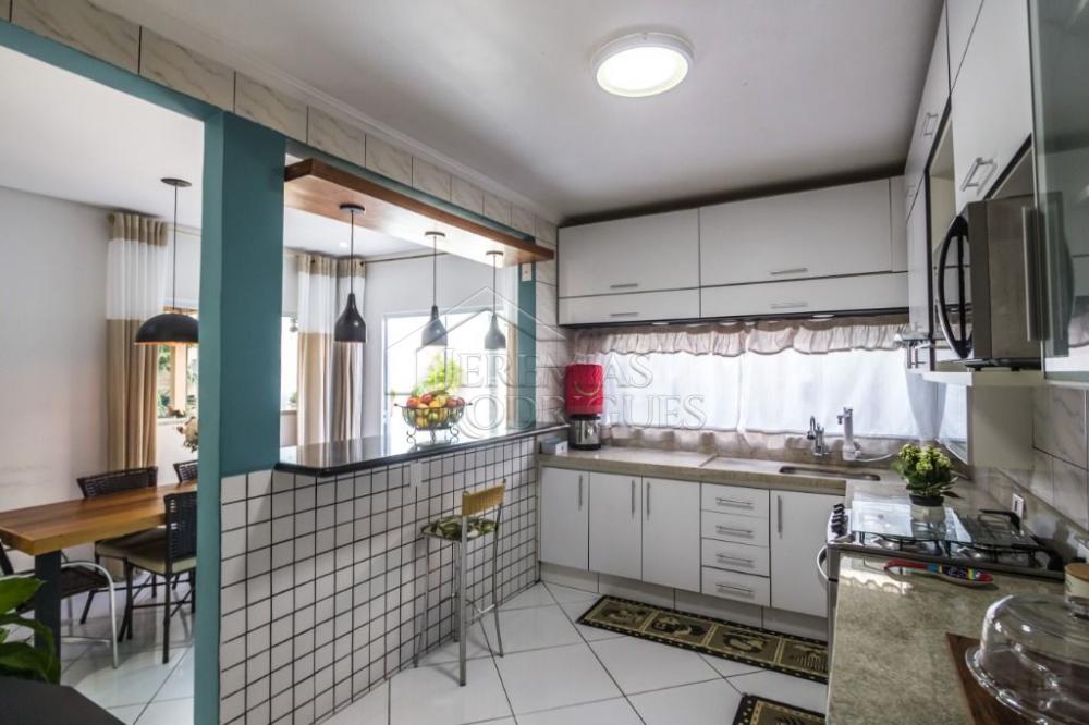 Casa à venda por R$ 750.000,00 - Pindamonhangaba/SP