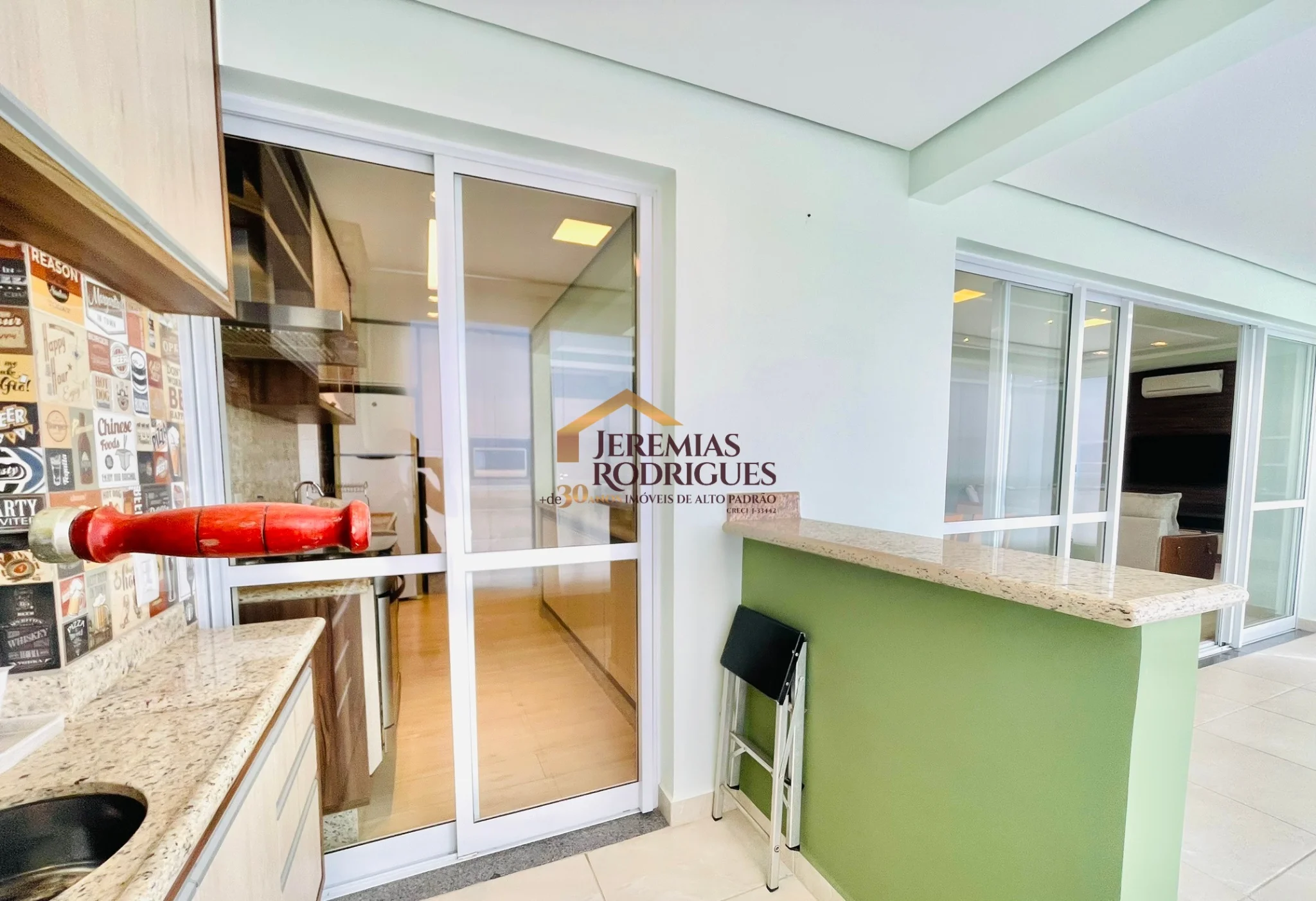 Apartamento para locação e venda Porteira fechada no Edifício Vert Residence em Taubaté/SP.