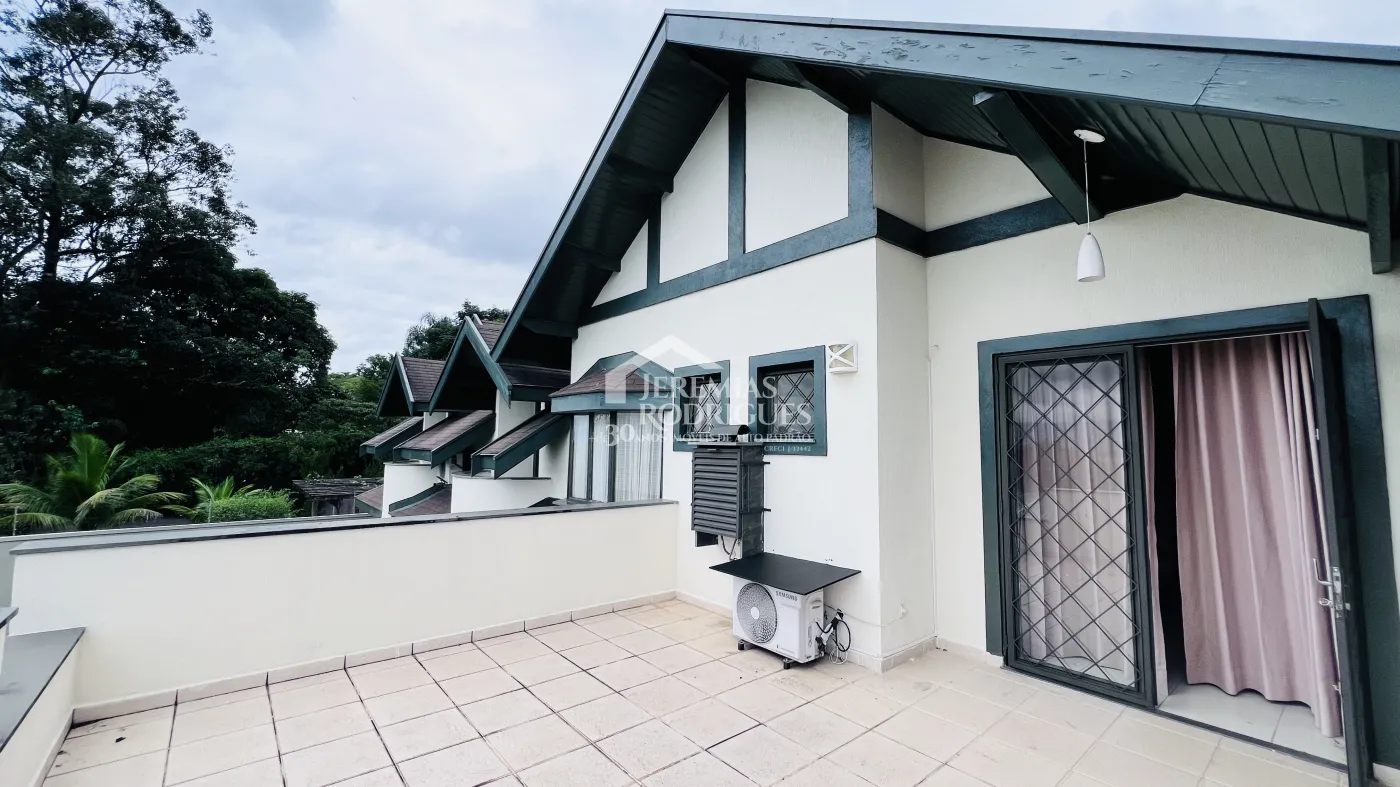 Casa com 8 dormitórios, 900 m² - Condomínio Portal da Serra - Taubaté/SP