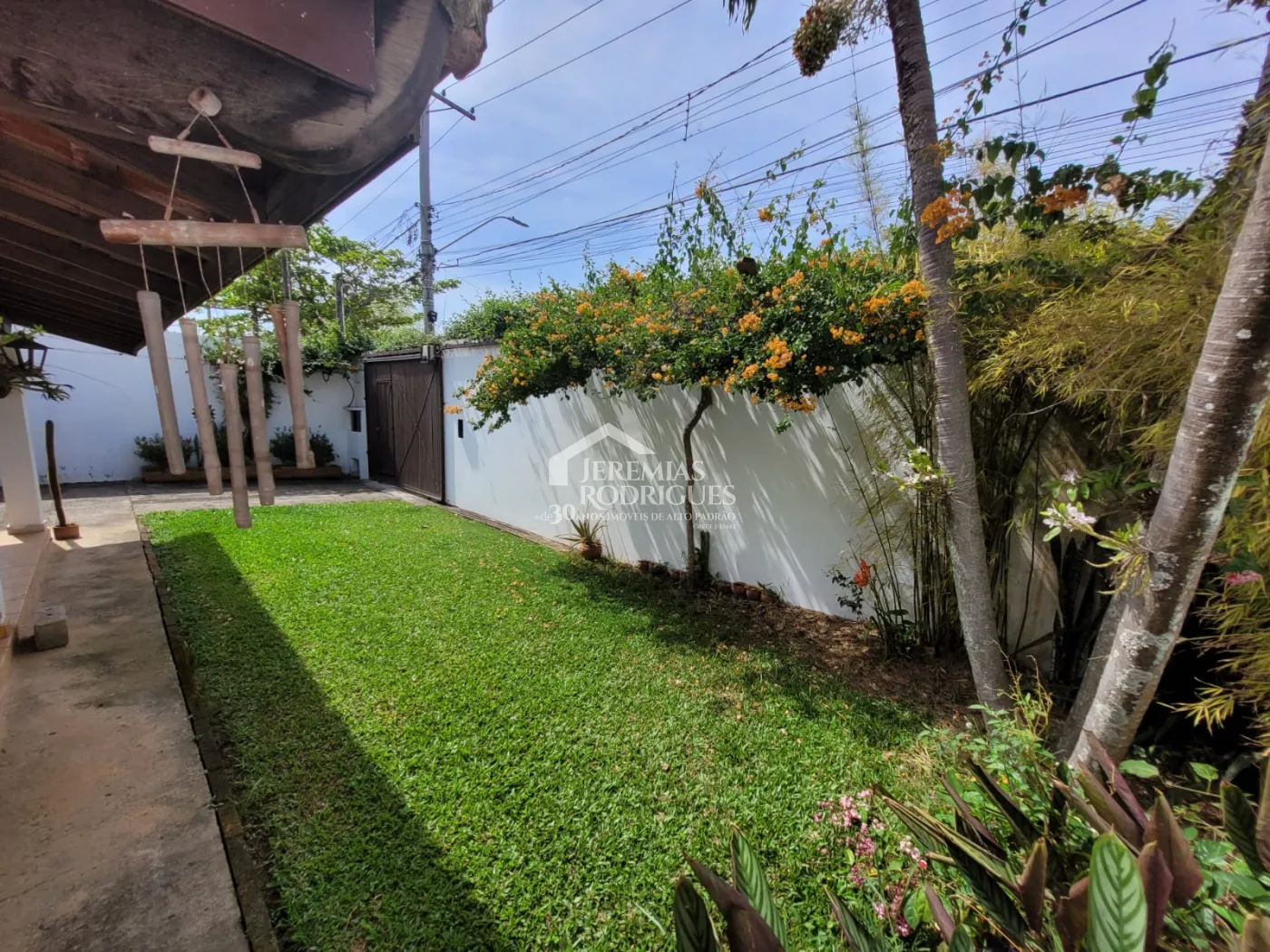 Casa com 3 dormitórios - Nossa Senhora do Perpétuo Socorro - Pindamonhangaba/SP