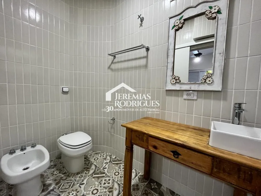 Chácara à venda com 2.000 m² no Condomínio Chácaras Cataguá, em Taubaté/SP.