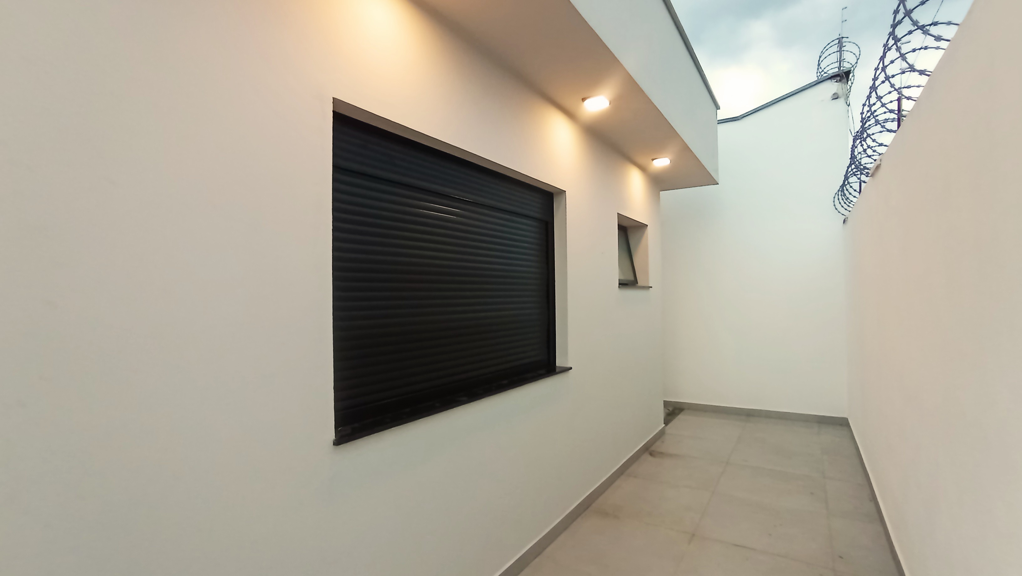Casa à venda com 4 suítes no Condomínio Green Park em Taubaté/SP. 