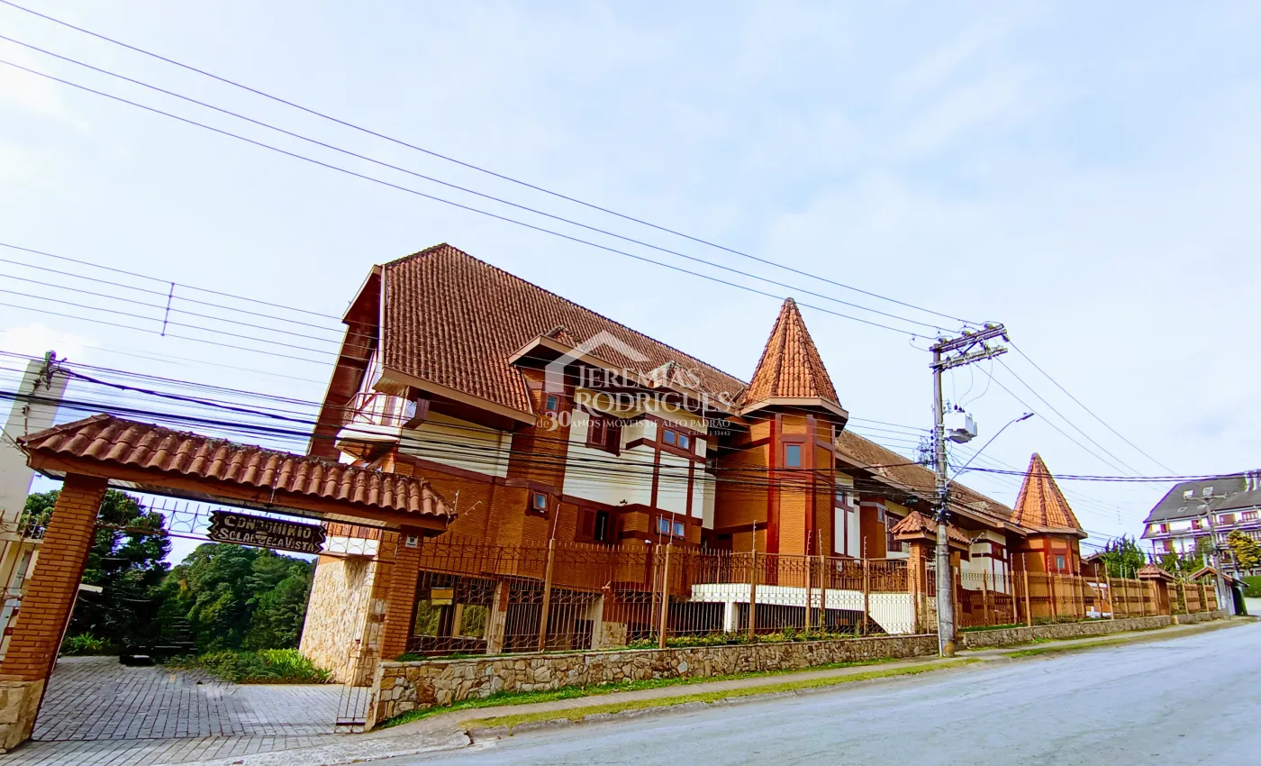 Apartamento para venda com 4 dormitórios no Edifício Solar Bela Vista em Campos do Jordão/SP