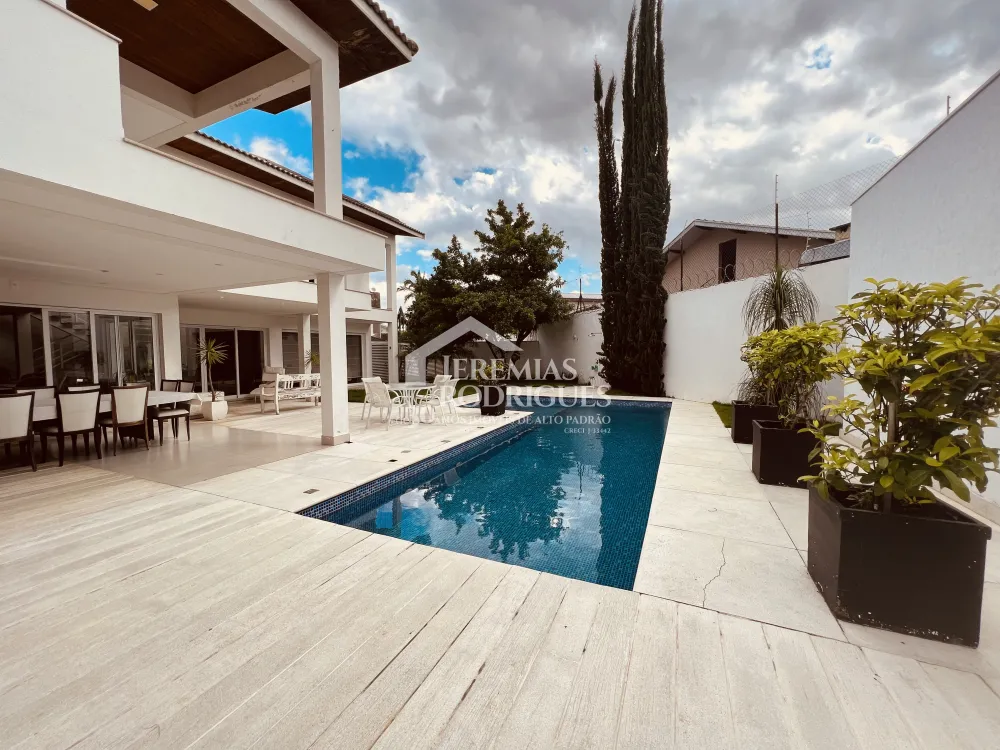 Casa com 6 quartos, 500 m² - Taubaté Village - Taubaté/SP