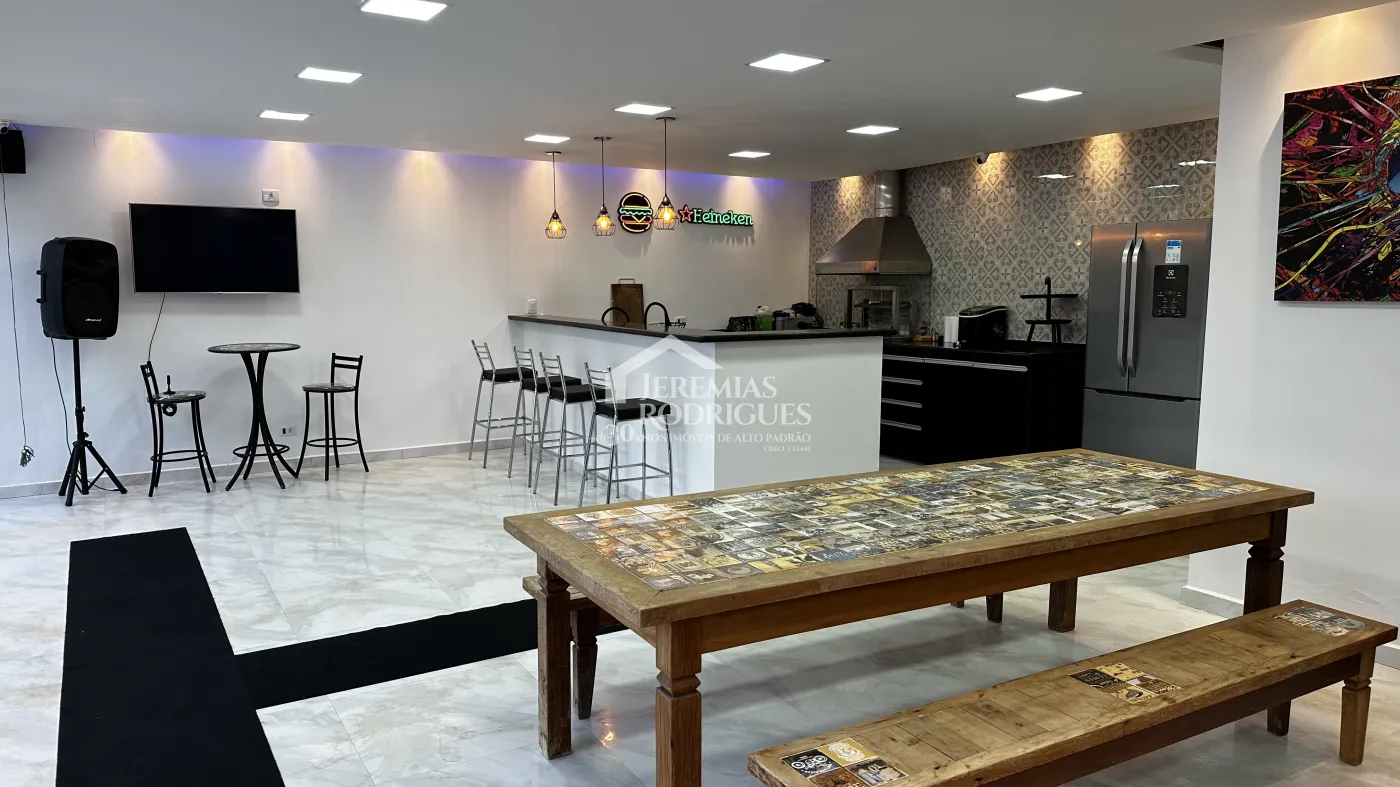 Haras à venda com 112.500 m² em Santa Isabel/SP.