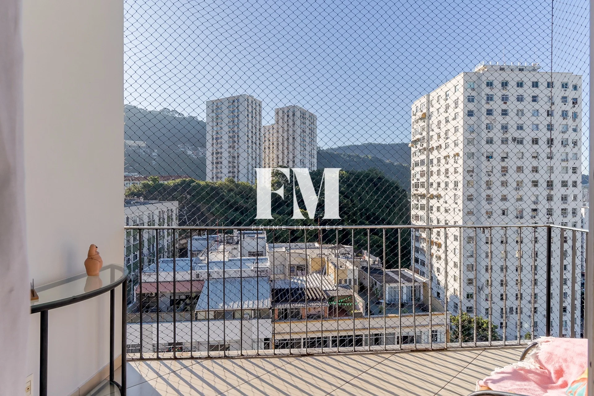 Laranjeiras | Cobertura Duplex | 3 Quartos (2 Suítes) | 208m² com Espaço Gourmet e 3 Vagas - foto 7