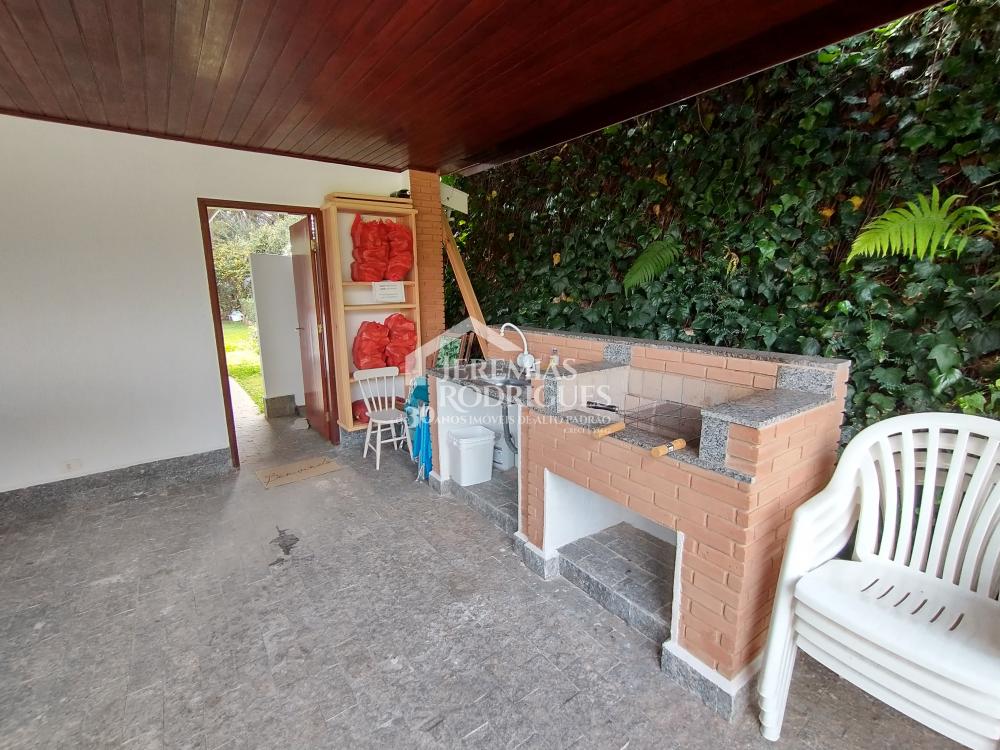 Casa com 4 suítes, 204 m² - Condomínio Jardim Véu da Noiva - Campos do Jordão/SP