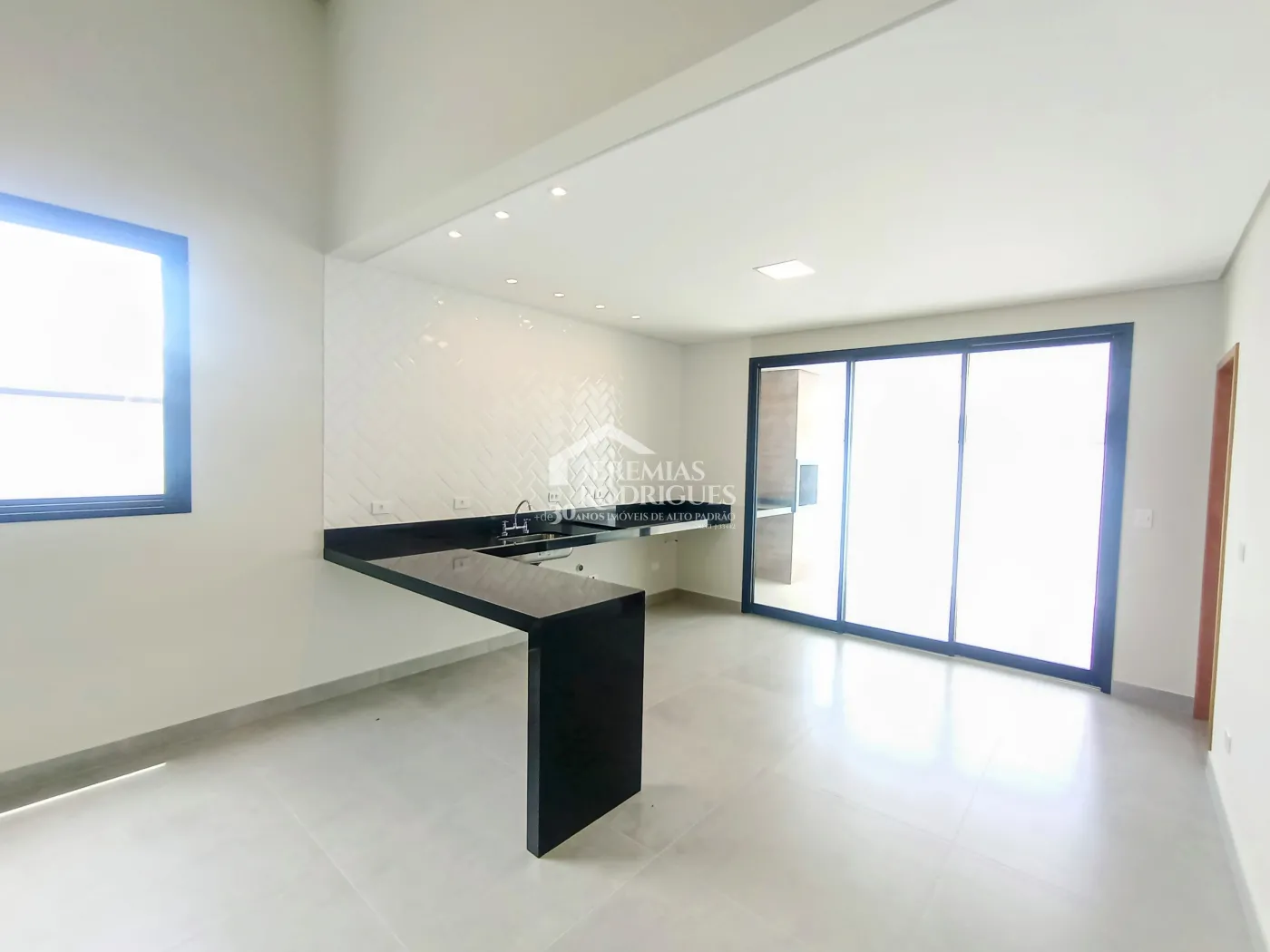 Casa com 3 suítes, 162 m² - Condomínio Residencial Terrazzo Di Itália - Taubaté/SP.