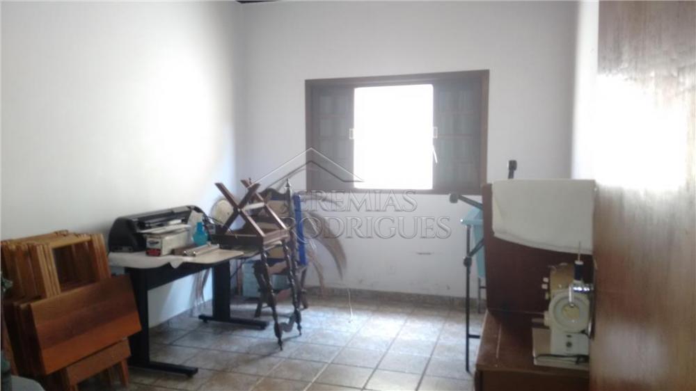 Casa com 3 quartos, 270 m² - Independência - Taubaté/SP