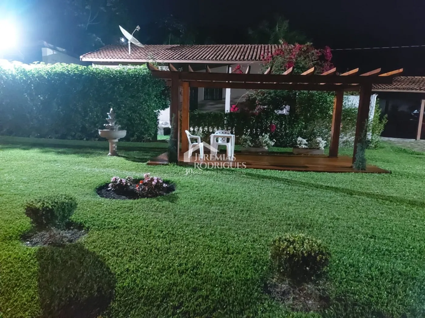 Rural misto à venda por R$ 1.800.000,00 - Pindamonhangaba/SP